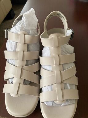 SO Cream Strappy Gladiator Sandals